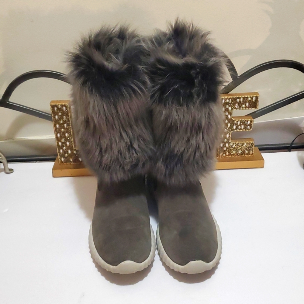 Johnston & Murphy Waterproof Gray Winter Boots with Faux Fur